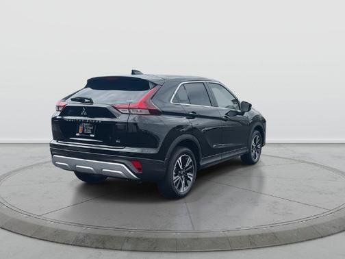 Labrador Black Pearl 2026 Mitsubishi Eclipse Cross SE