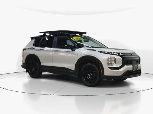 White 2025 Mitsubishi Outlander Trail Edition S-AWC