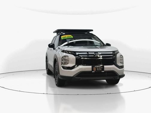 White 2025 Mitsubishi Outlander Trail Edition S-AWC