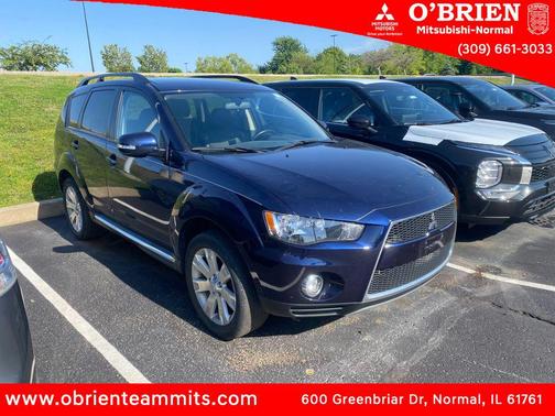 Cosmic Blue Metallic 2013 Mitsubishi Outlander SE