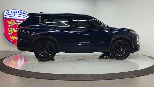 2022 Mitsubishi Outlander Black Edition S-AWC