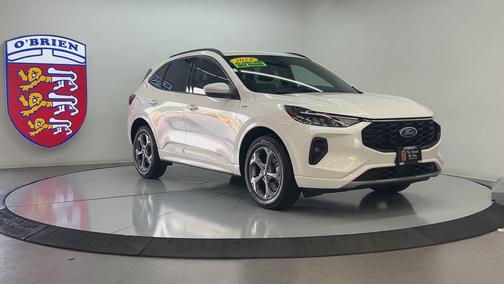 STAR WHITE METALLIC TRI-COAT 2024 Ford Escape ST-Line Select