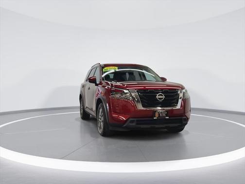 2024 Nissan Pathfinder SV 4WD
