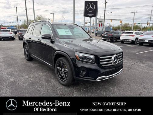 Black 2026 Mercedes-Benz GLB 250 4MATIC