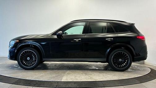 Black 2023 Mercedes-Benz GLC 300 4MATIC