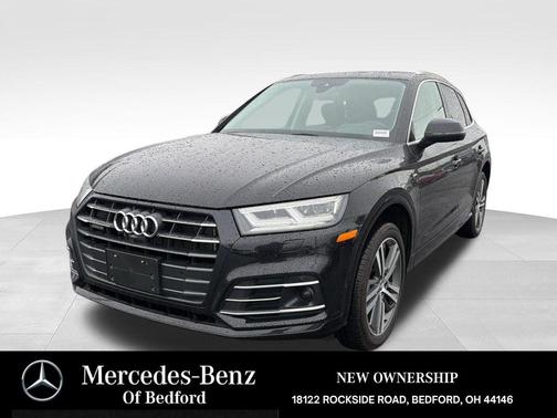 Mythos Black Metallic 2020 Audi Q5 Prestige 55 TFSI e quattro S tronic