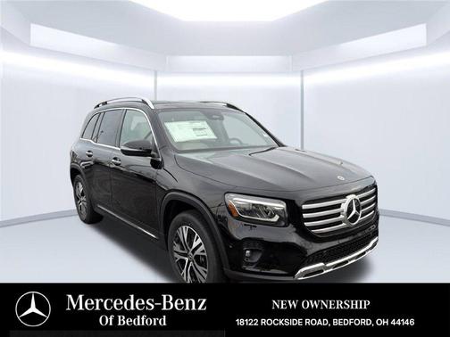 Night Black 2026 Mercedes-Benz GLB 250 4MATIC
