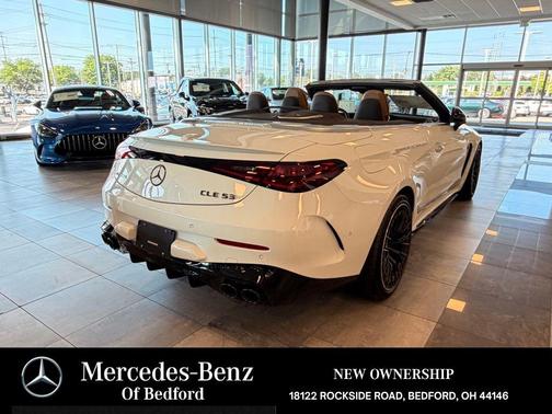 MANUFAKTUR Moonlight White Metallic 2026 Mercedes-Benz AMG CLE 53 4MATIC+