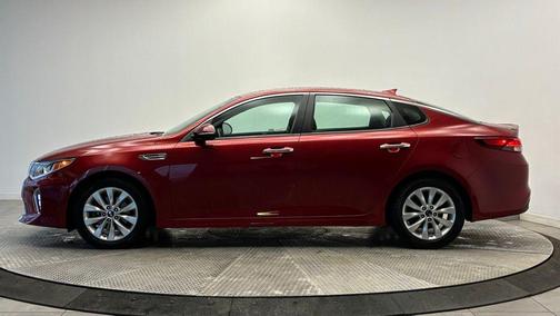 Remington Red 2018 Kia Optima S