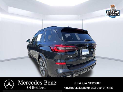 Black Sapphire Metallic 2023 BMW X5 xDrive40i