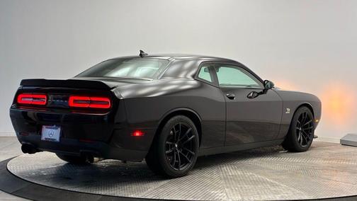 Pitch Black Clearcoat 2019 Dodge Challenger R/T Scat Pack