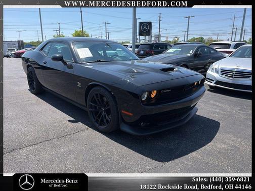 Pitch Black Clearcoat 2019 Dodge Challenger R/T Scat Pack