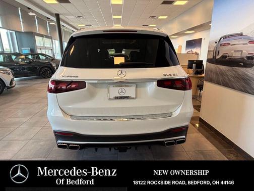 Moonlight White Metallic 2026 Mercedes-Benz AMG GLS 63 Base
