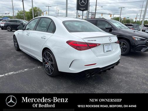 MANUFAKTUR Moonlight White Metallic 2026 Mercedes-Benz AMG C 43 4MATIC