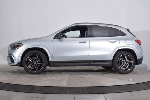Cirrus Silver Metallic 2026 Mercedes-Benz GLA 250 4MATIC