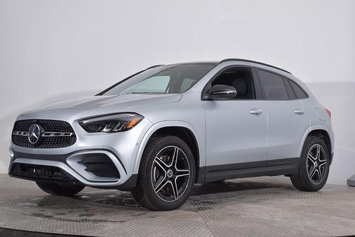 Cirrus Silver Metallic 2026 Mercedes-Benz GLA 250 4MATIC