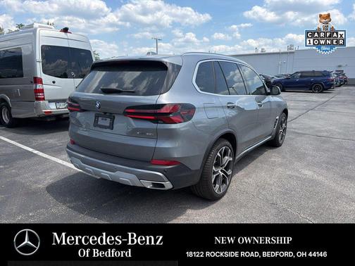 Skyscraper Grey Metallic 2026 BMW X5 xDrive40i