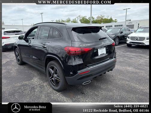 Black 2026 Mercedes-Benz GLA 250 4MATIC