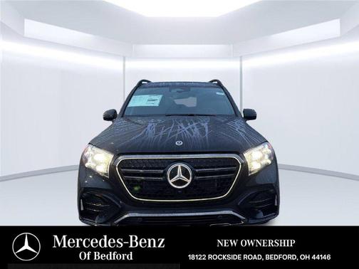 Black 2027 Mercedes-Benz GLS 450 4MATIC