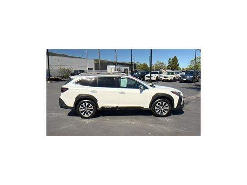 2025 Subaru Outback Touring