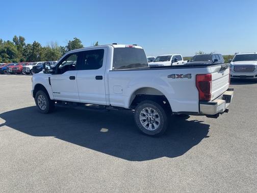OXFORD WHITE 2022 Ford F-250 XLT