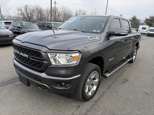 2022 RAM 1500 Big Horn Crew Cab 4x4 57' Box