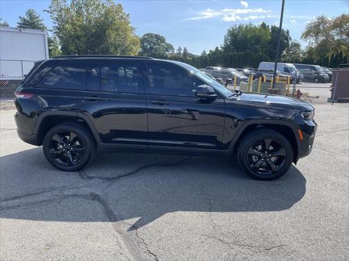 2024 Jeep Grand Cherokee Altitude 4x4