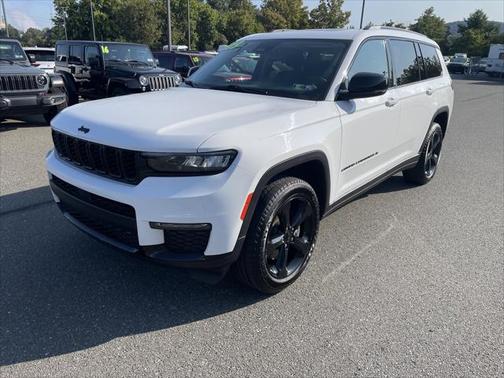 2023 Jeep Grand Cherokee L Limited 4x4