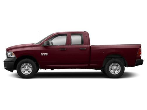 2018 RAM 1500 Express Quad Cab 4x4 64' Box