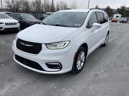 2021 Chrysler Pacifica Touring AWD
