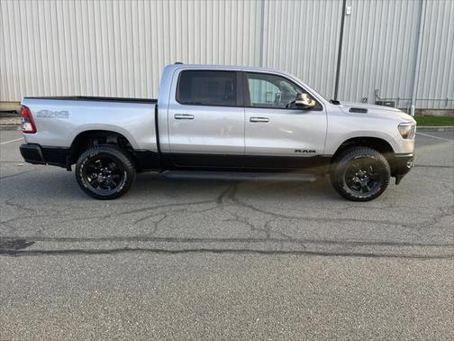 2022 RAM 1500 Big Horn Crew Cab 4x4 57' Box
