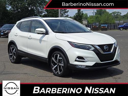 2022 Nissan Rogue Sport SL