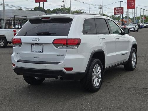 2021 Jeep Grand Cherokee Laredo