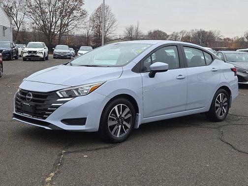 2024 Nissan Versa 1.6 SV