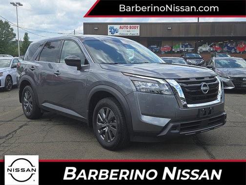 2024 Nissan Pathfinder S 4WD