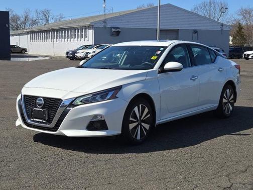 2022 Nissan Altima 2.5 SL