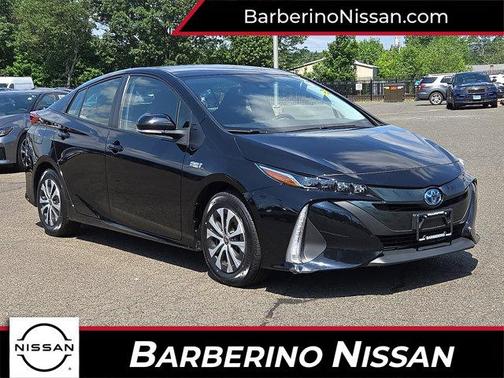 2022 Toyota Prius Prime LE