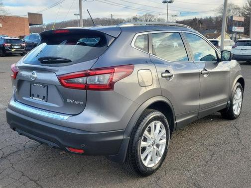2022 Nissan Rogue Sport SV