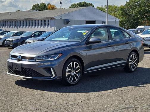2025 Volkswagen Jetta 1.5T SE