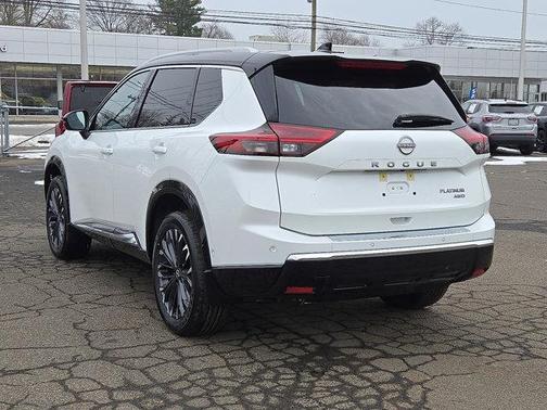2024 Nissan Rogue Platinum