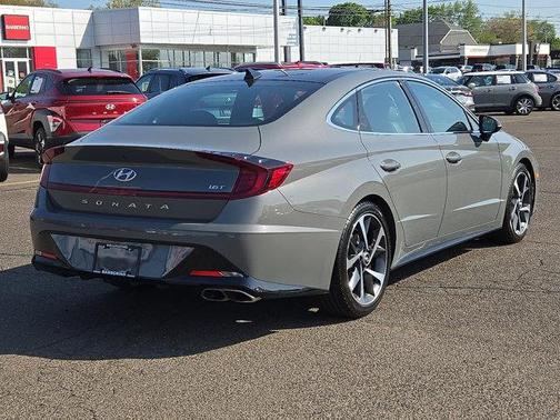 2023 Hyundai SONATA SEL Plus