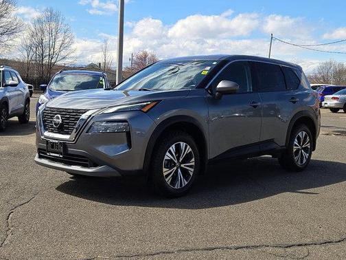 Gun Metallic 2021 Nissan Rogue SV