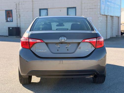 2018 Toyota Corolla LE