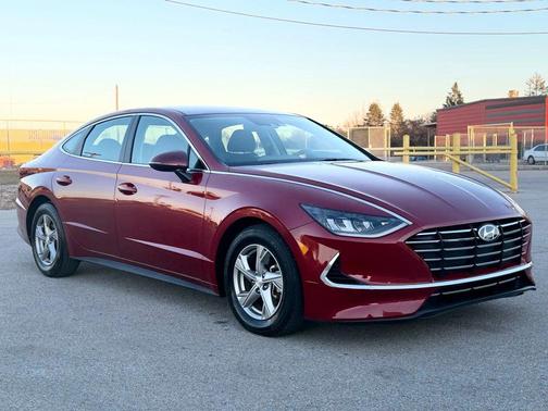 2023 Hyundai SONATA SE