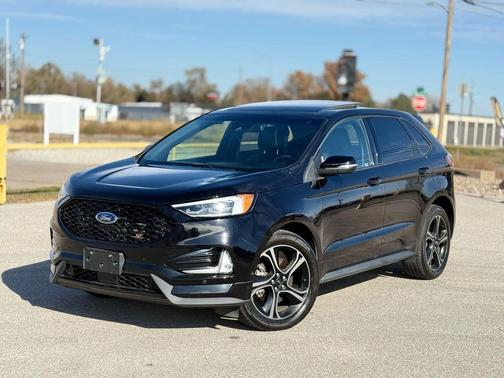 2020 Ford Edge ST