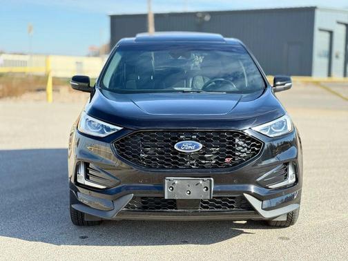 2020 Ford Edge ST