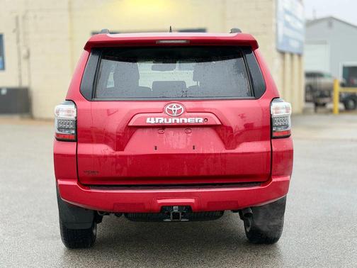 2021 Toyota 4Runner SR5