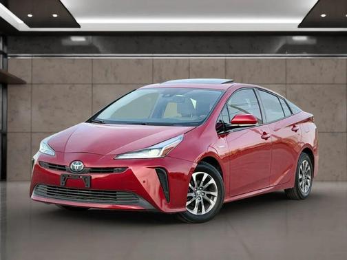 2019 Toyota Prius LE