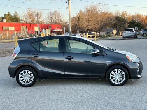 2014 Toyota Prius c One