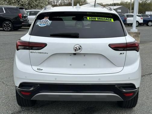2022 Buick Envision Essence
